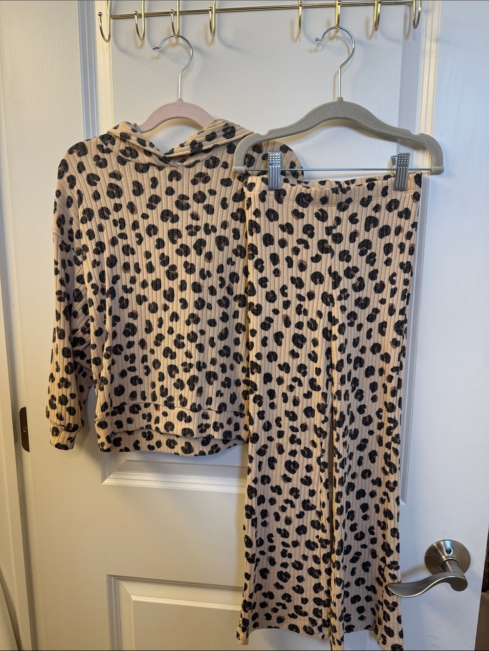 Girls Leopard Print 2 Piece Set
